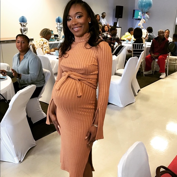 LAVISH ALICE KNIT OPEN BACK MIDI DRESS - Picture 2 of 3